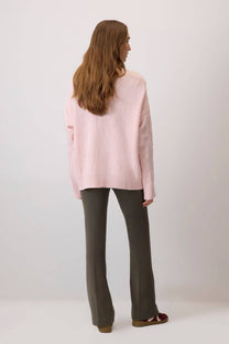 Maglione oversize a trecce rosa