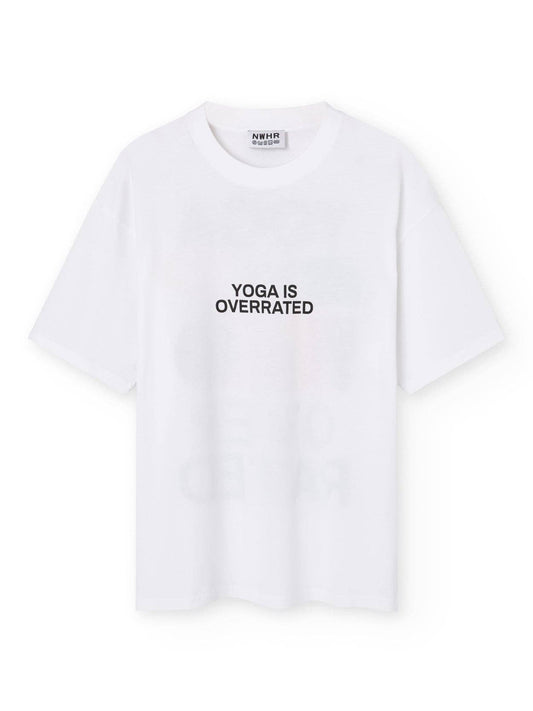 T-shirt oversize “Yoga is Overrated” in cotone biologico