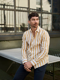 Camicia in lino a righe color ocra Maggia