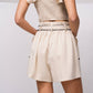 Shorts a vita alta con cintura