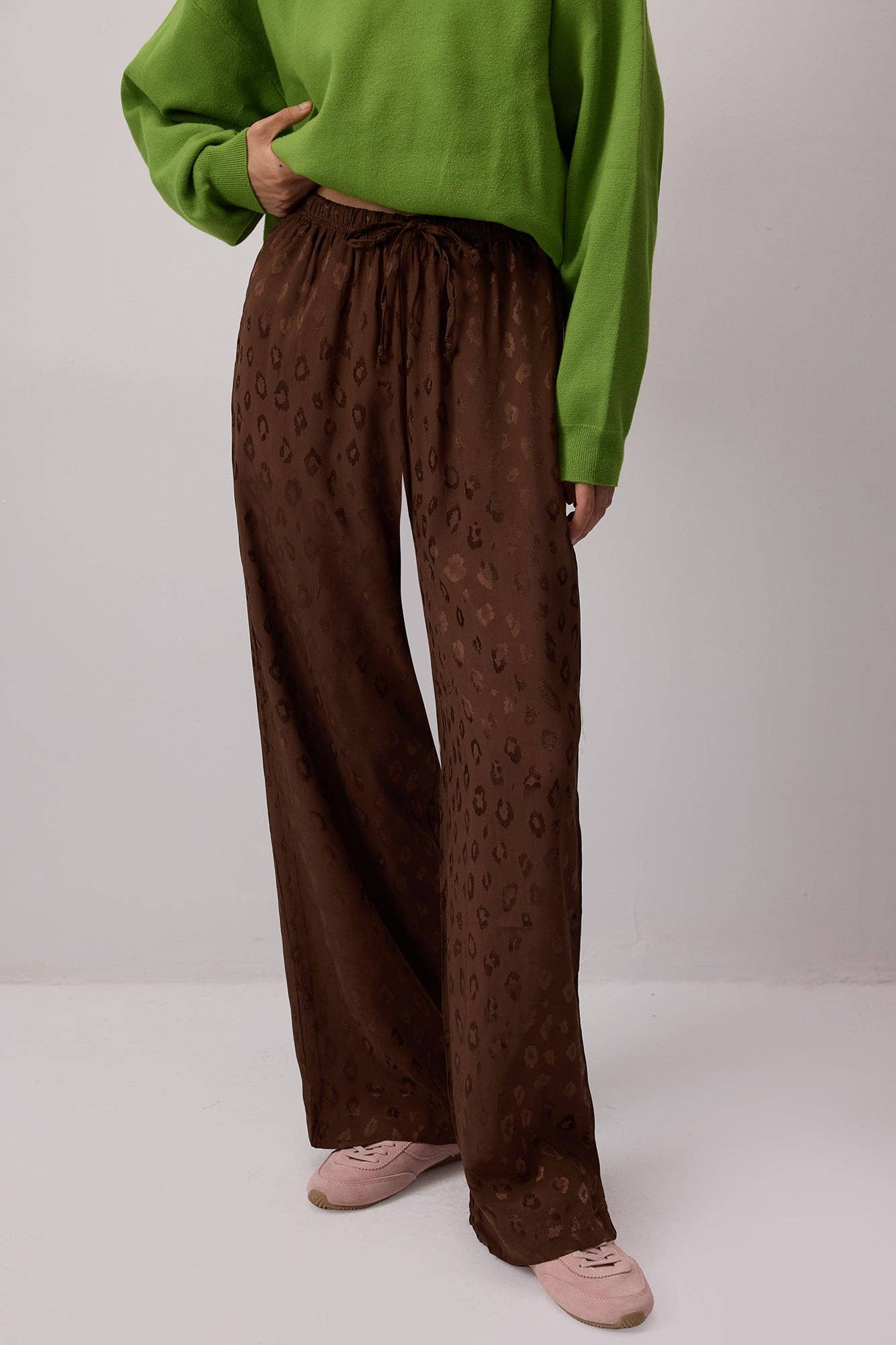 Pantaloni jacquard leopardati a gamba ampia