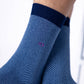 Calzini in cotone pettinato a chevron blu e écru