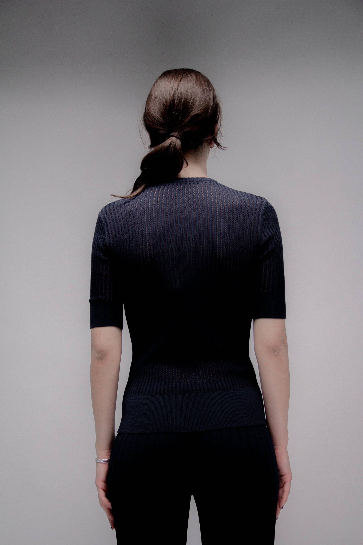 T-shirt in cotone fine con micro pointelle