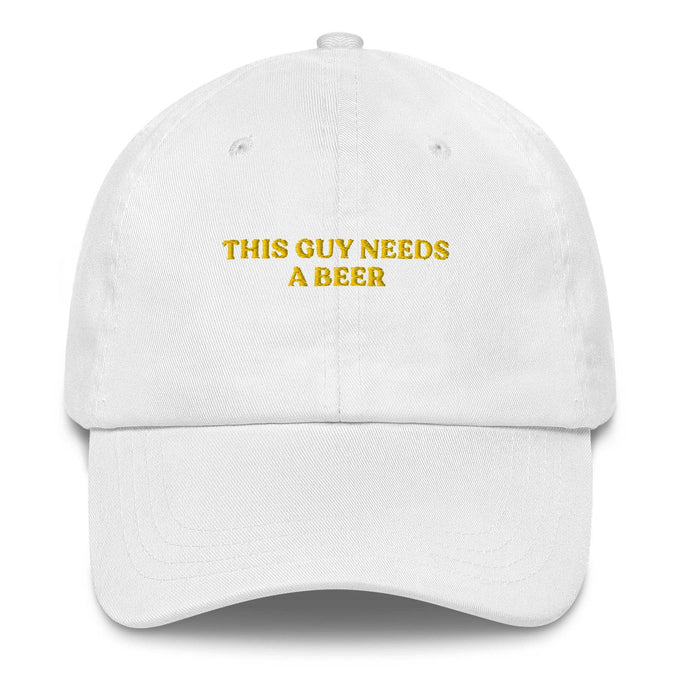 Cappellino da baseball ricamato “Questo ragazzo ha bisogno di una birra”