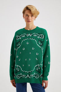 Maglione oversize a fantasia bandana verde