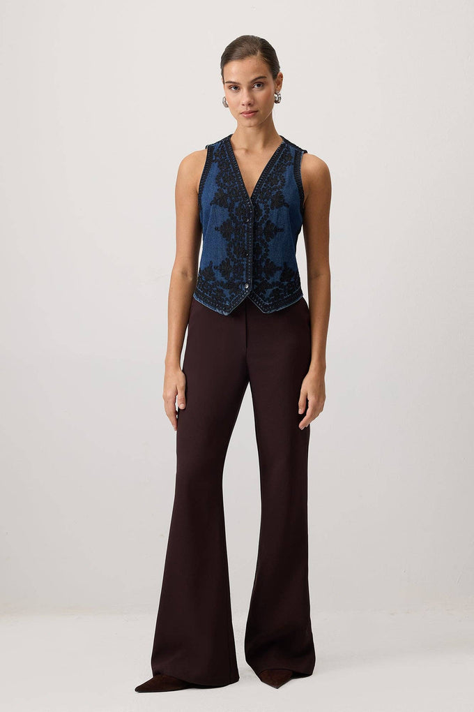 Gilet in denim ricamato