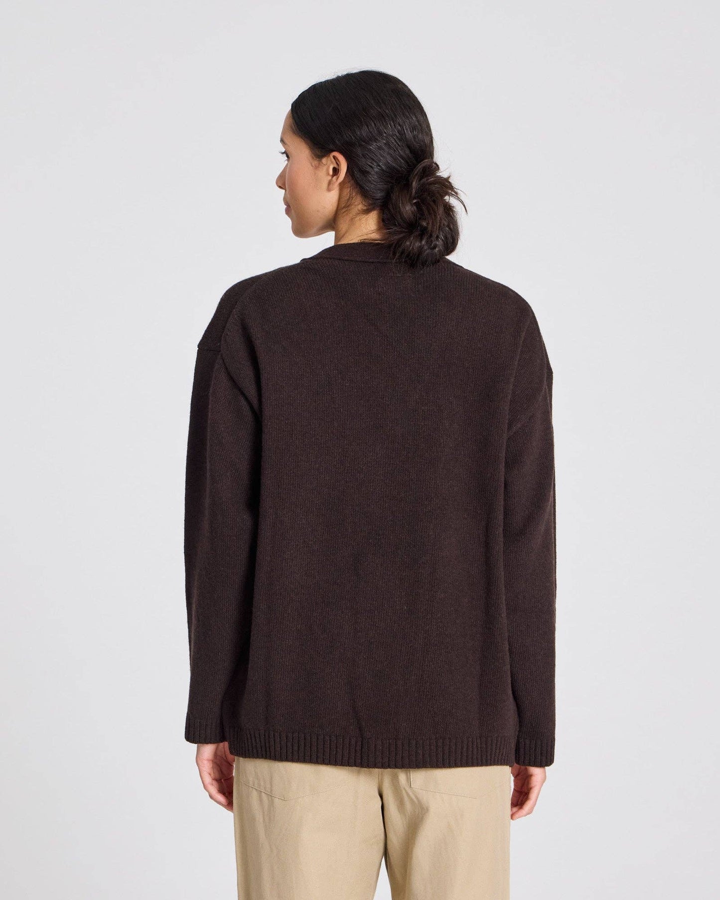 Cardigan in lana d’agnello Edith con scollo a V