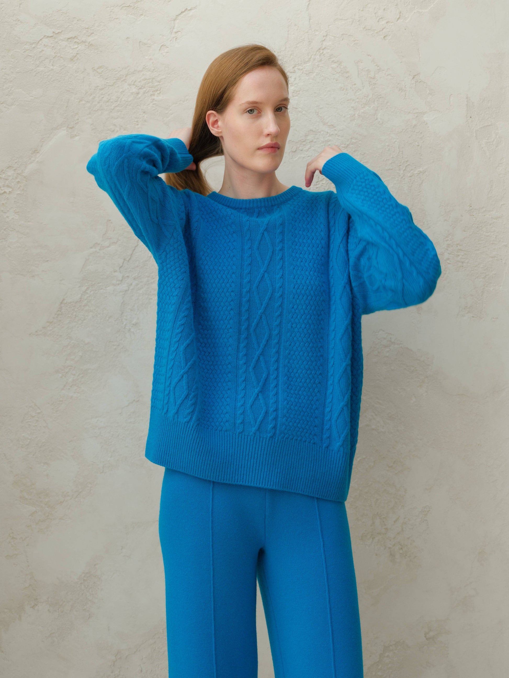 Maglione girocollo a coste da pescatore in misto cashmere