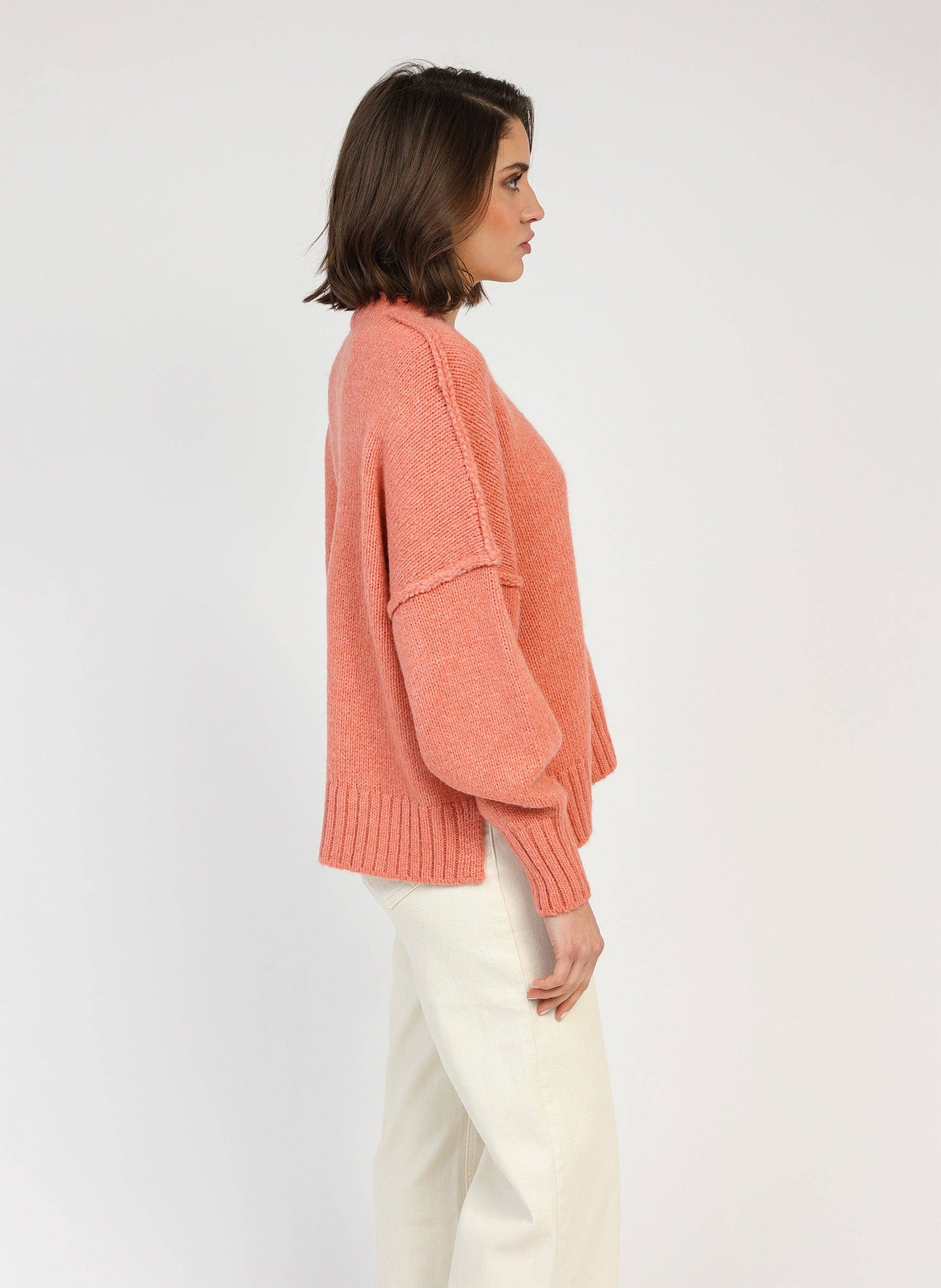 Cardigan in maglia rosa oversize con bottoni