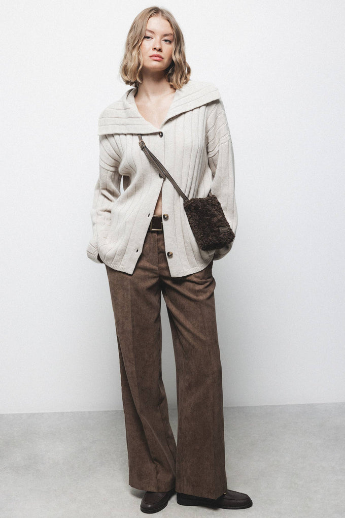 Cardigan a costine con collo ampio