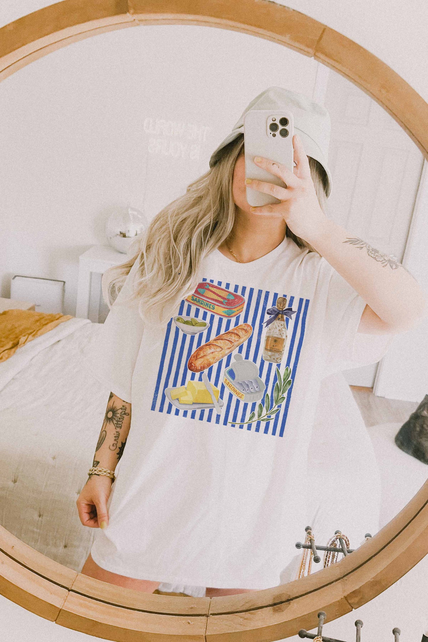 T-shirt oversize con stampa food gallery