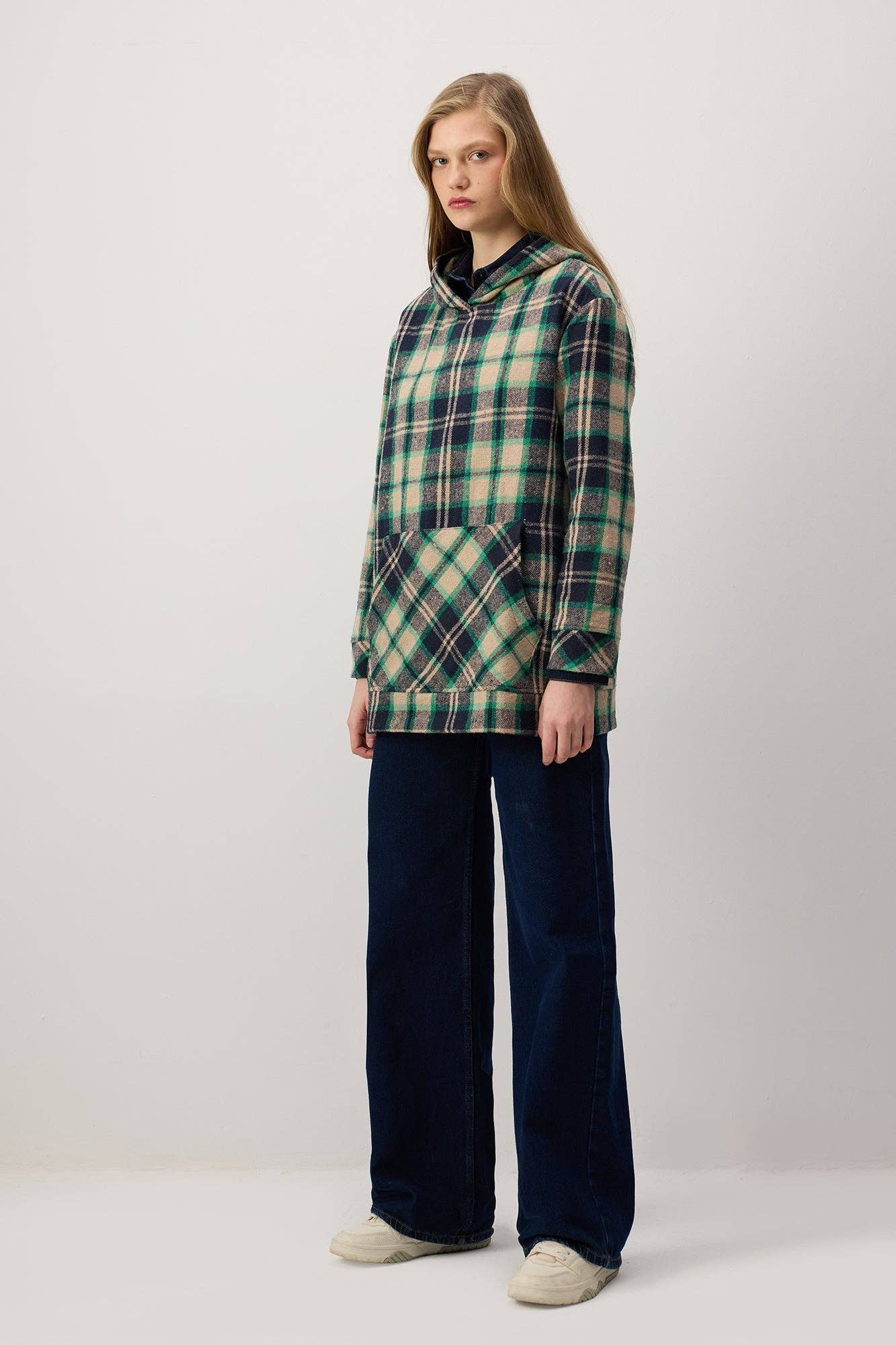 Felpa con cappuccio a quadri oversize