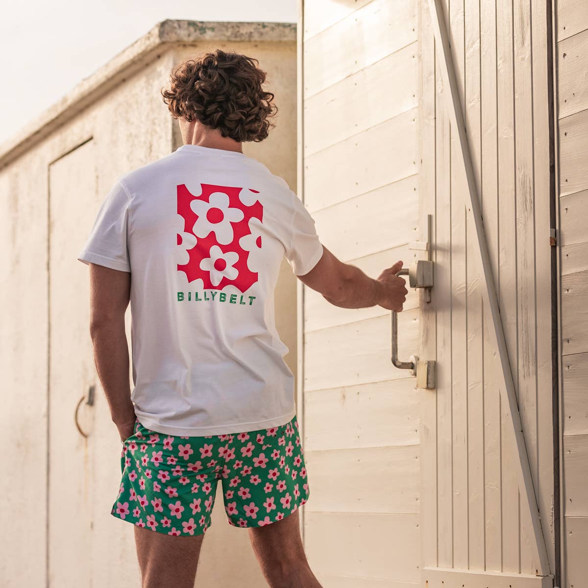 T-shirt in cotone biologico con stampa floreale