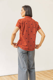 Camicia a maniche corte Lana con motivo piramidi color ruggine