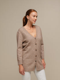 Cardigan lungo in maglia da donna con scollo a V