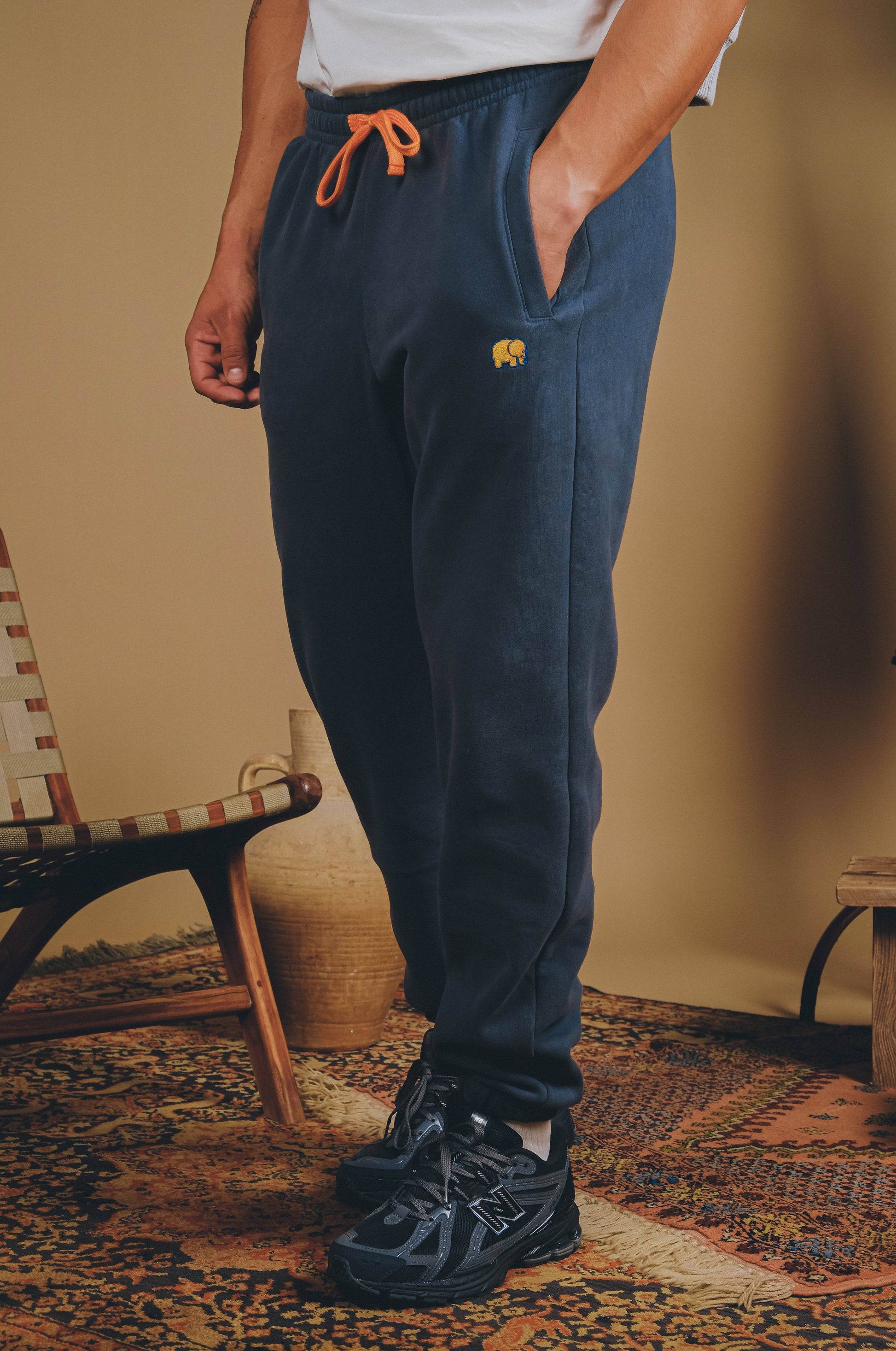 Pantaloni jogger Essential in cotone biologico blu