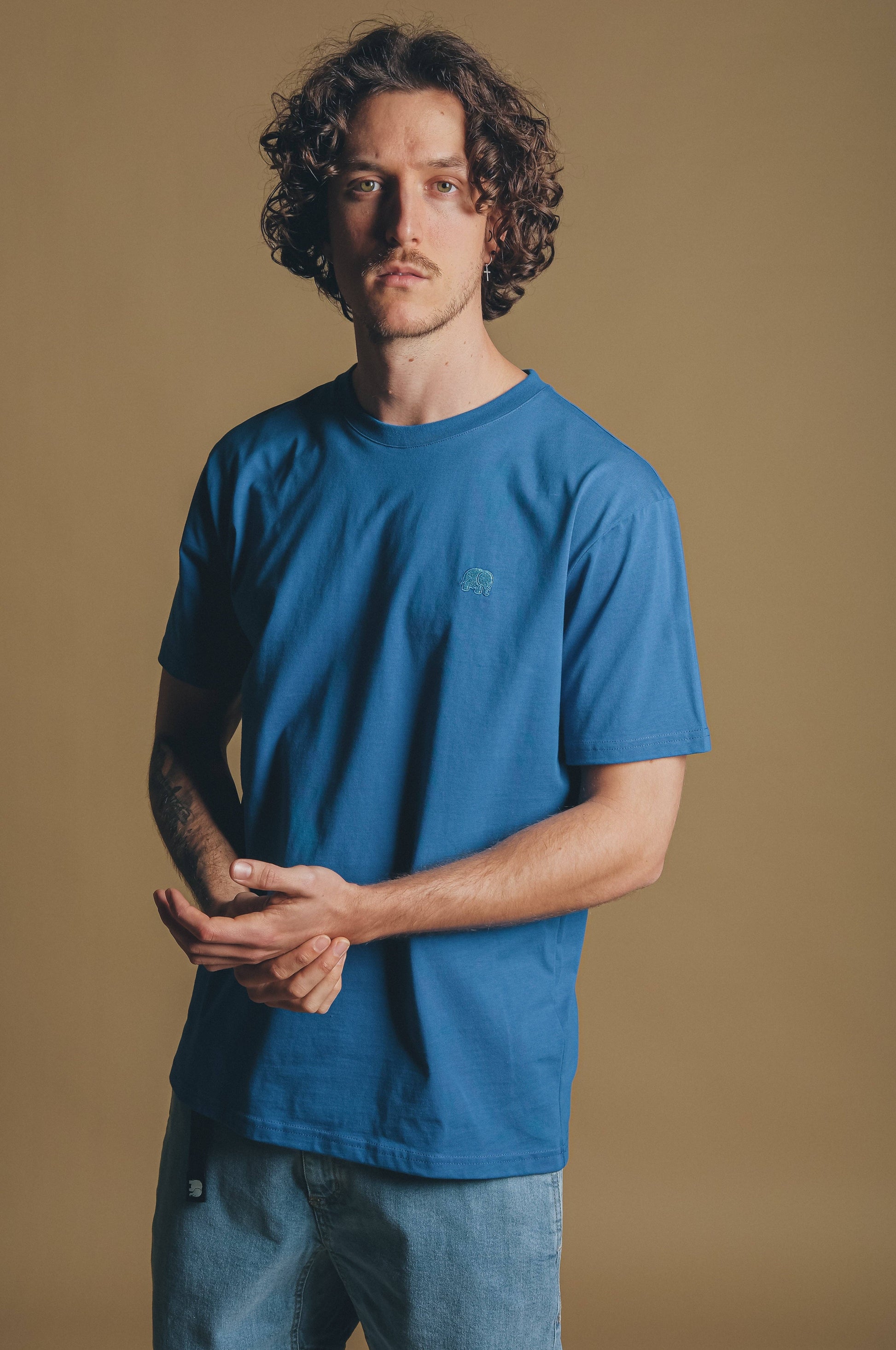 T-shirt Essenziale Blu Classico in Cotone Biologico