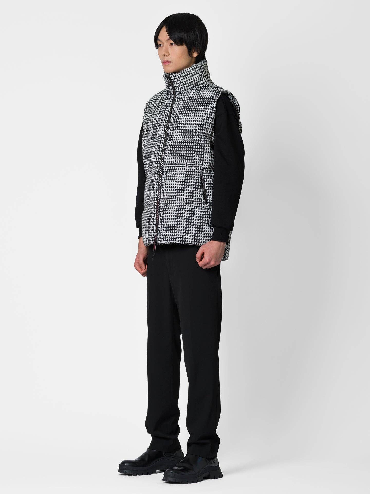 Gilet imbottito pied de poule con cappuccio staccabile