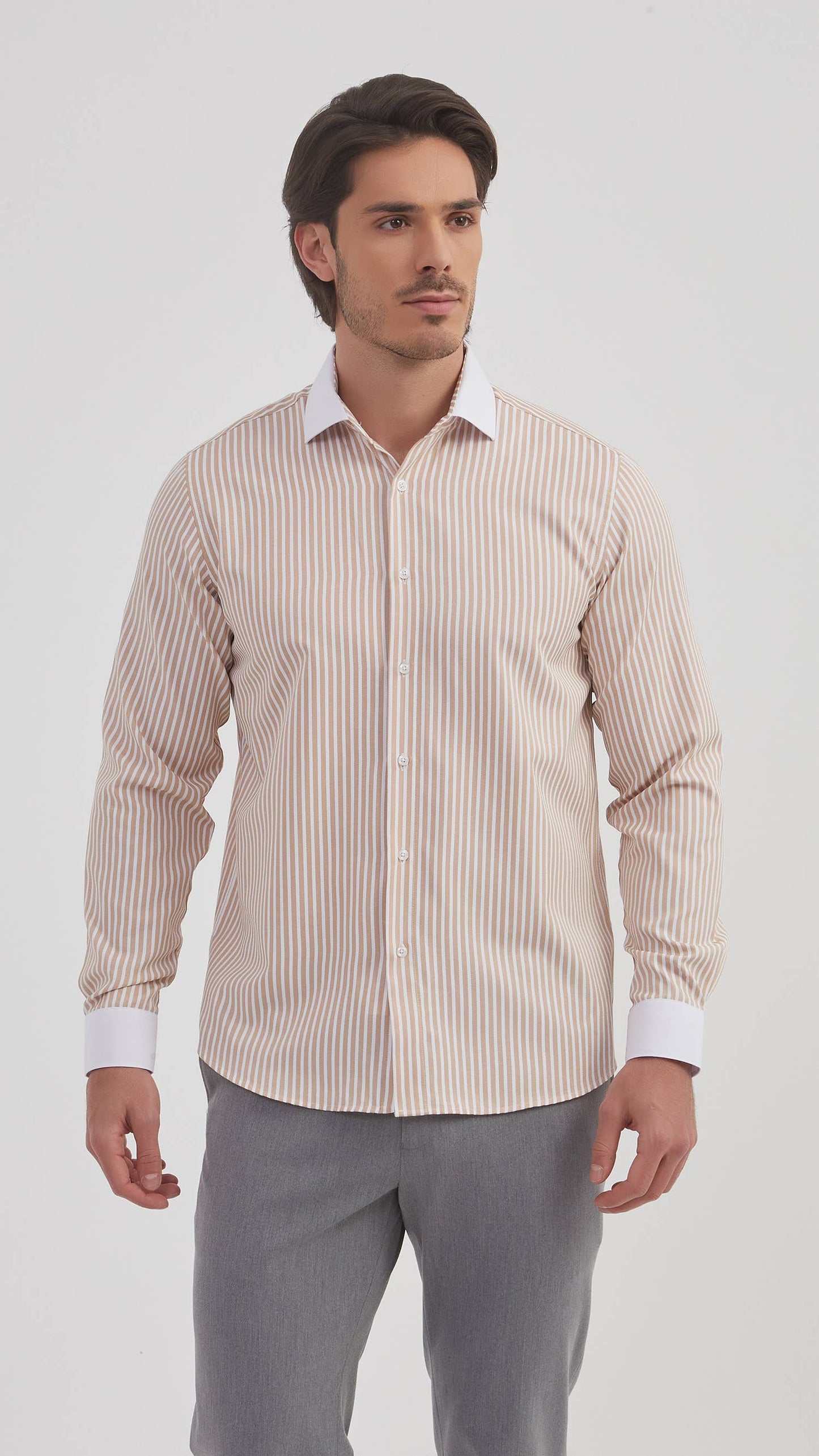 Camicia comfort a righe beige
