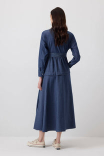 Abito camicia maxi in denim con cuciture a contrasto