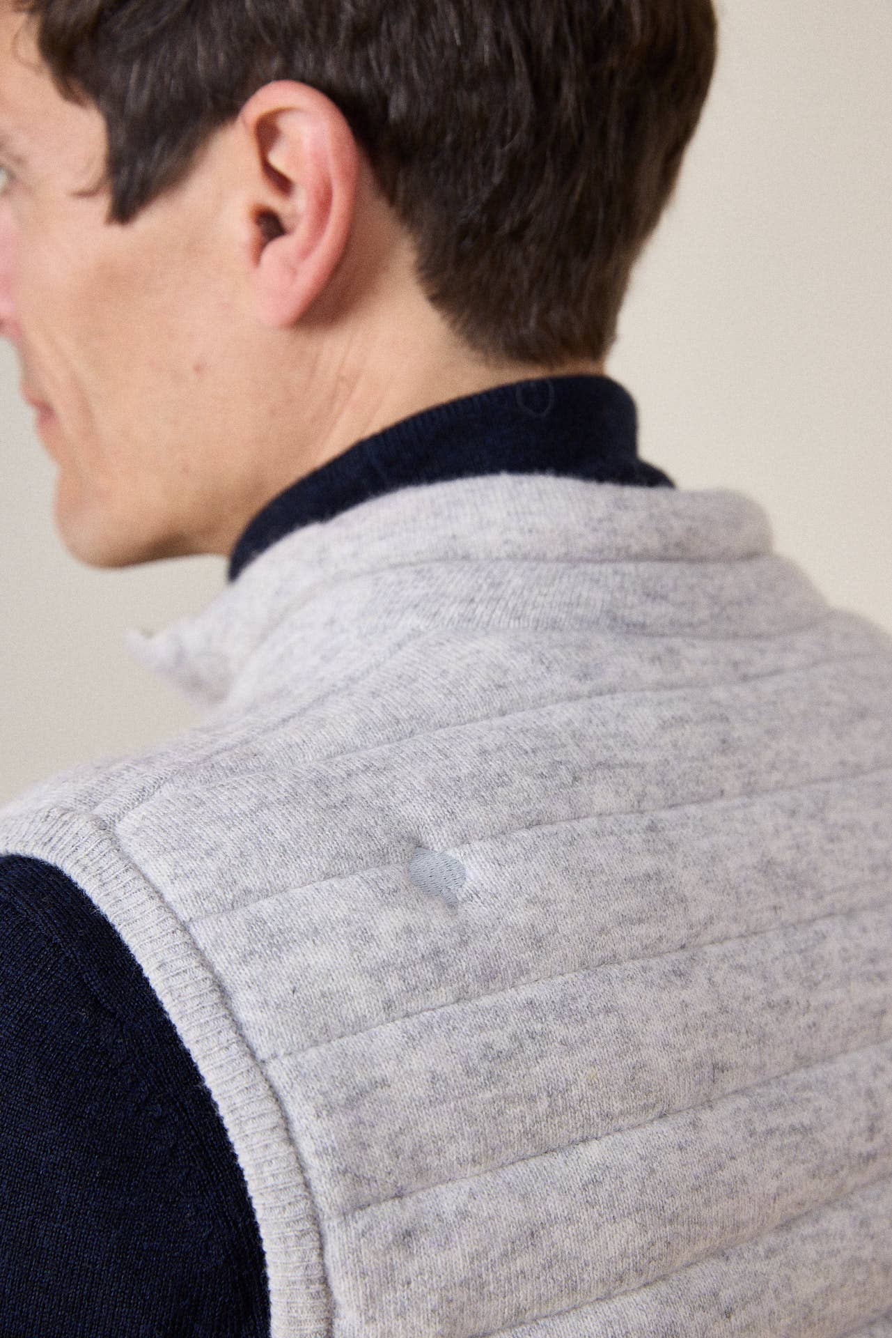 Gilet reversibile imbottito grigio latte