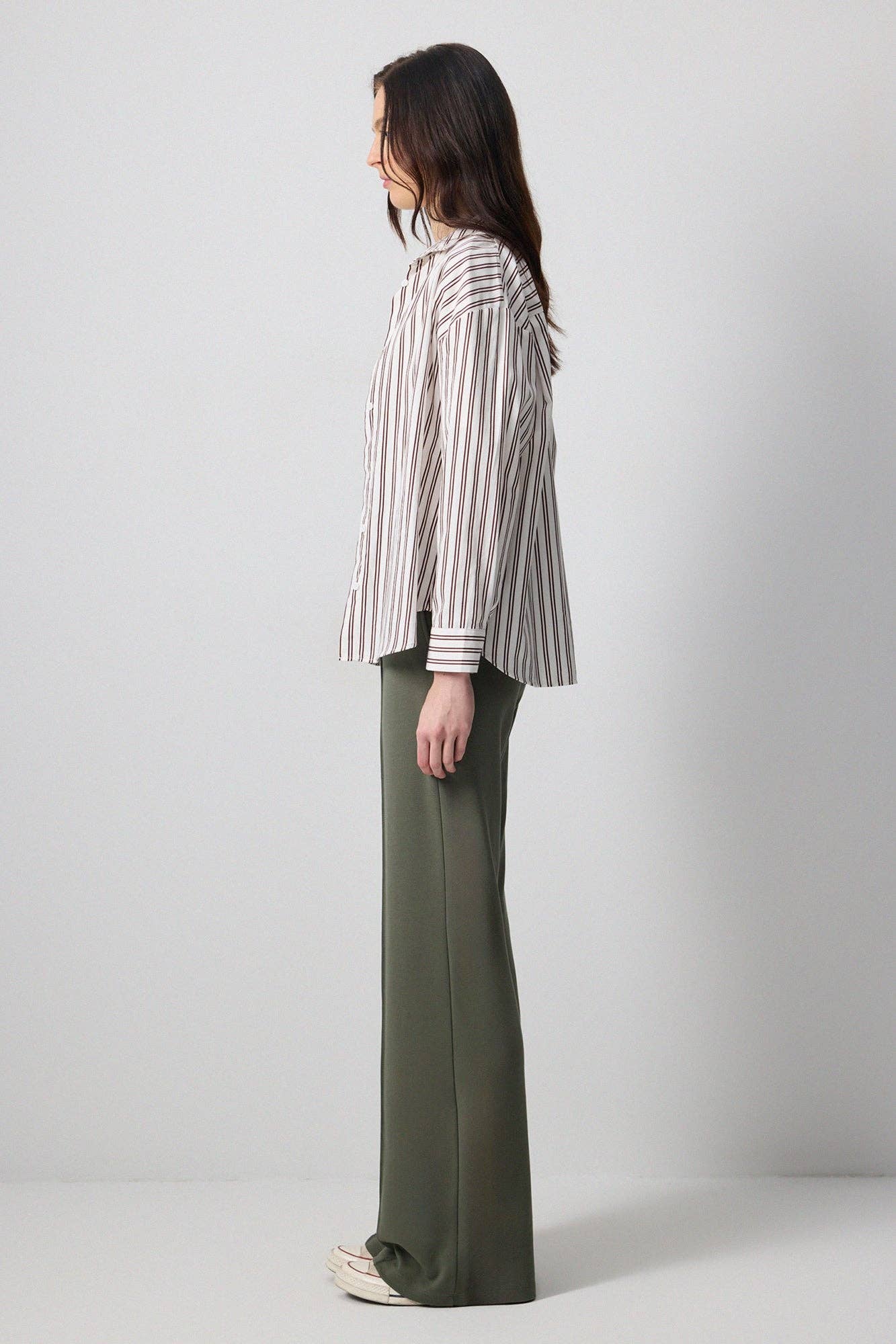 Pantaloni palazzo in maglia a coste kaki