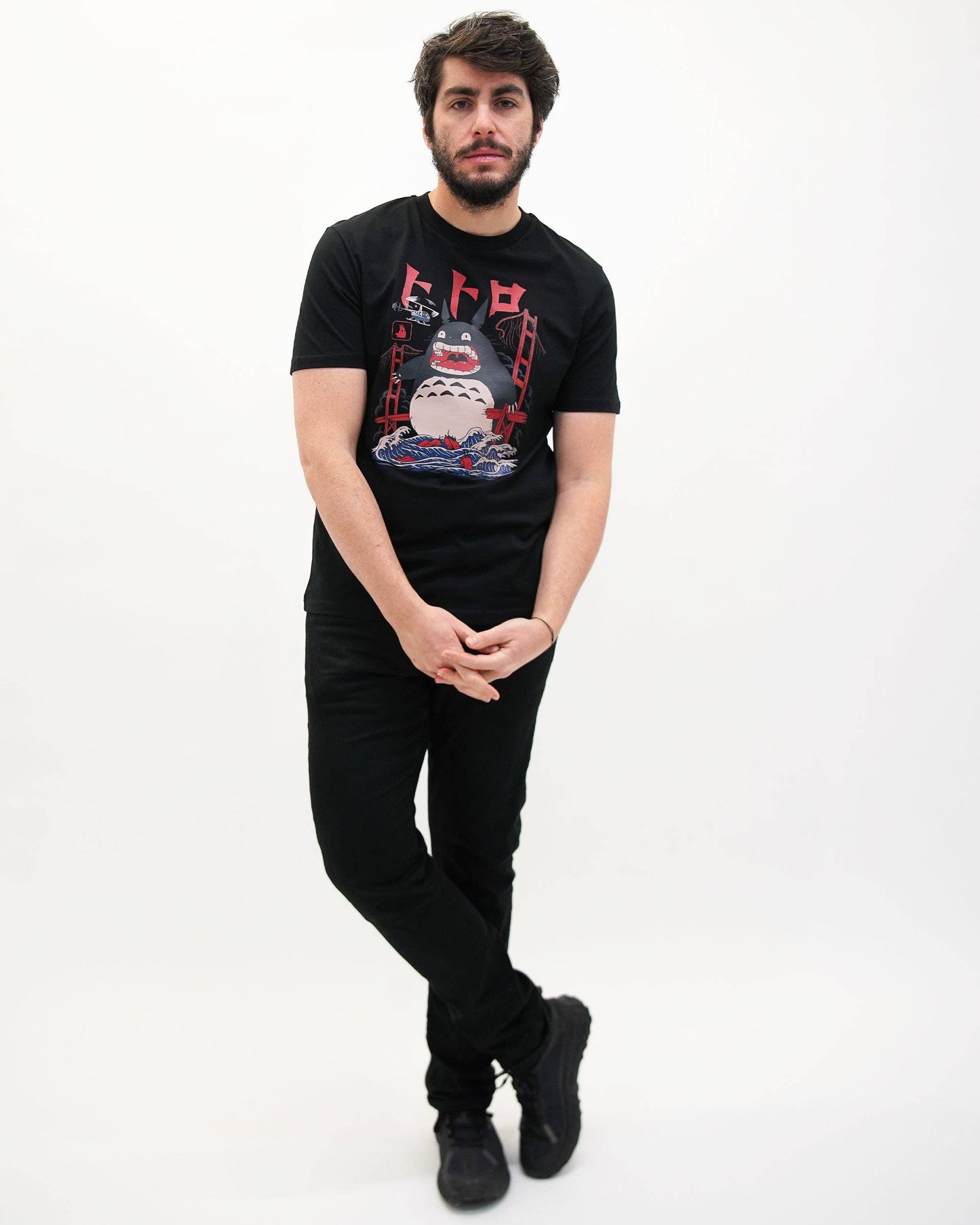 T-shirt Totoro Attack in cotone biologico