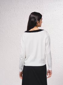 Maglione a maglia fine con scollo a V e tasche