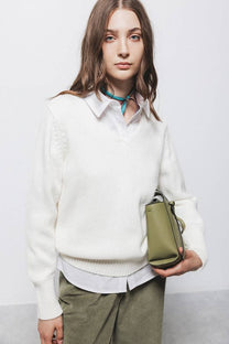 Maglione in maglia rasata con scollo a V