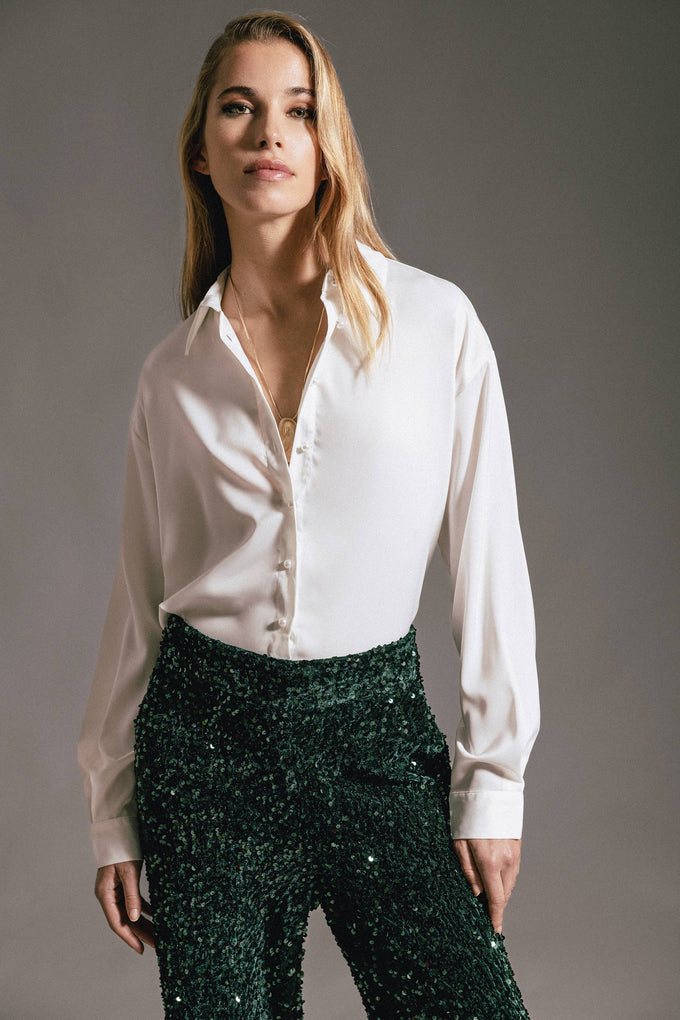 Camicia in raso con bottoni perla