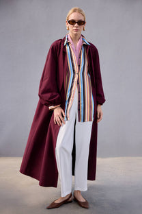 Camicia in raso a righe multicolore con polsini a contrasto