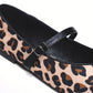 Ballerine in tessuto leopardato con cinturino