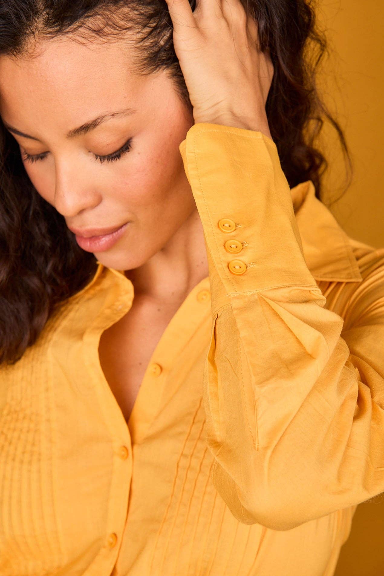 Camicia Rocio gialla in cotone con pieghe