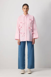 Camicia oversize in cotone a righe rosa con fiocchi