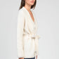 Cardigan Louna écru oversize in maglia calda con cintura