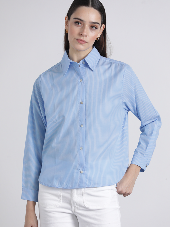 Camicia a righe in cotone azzurra