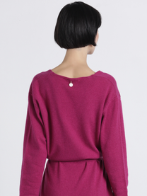 Abito in maglia con cintura