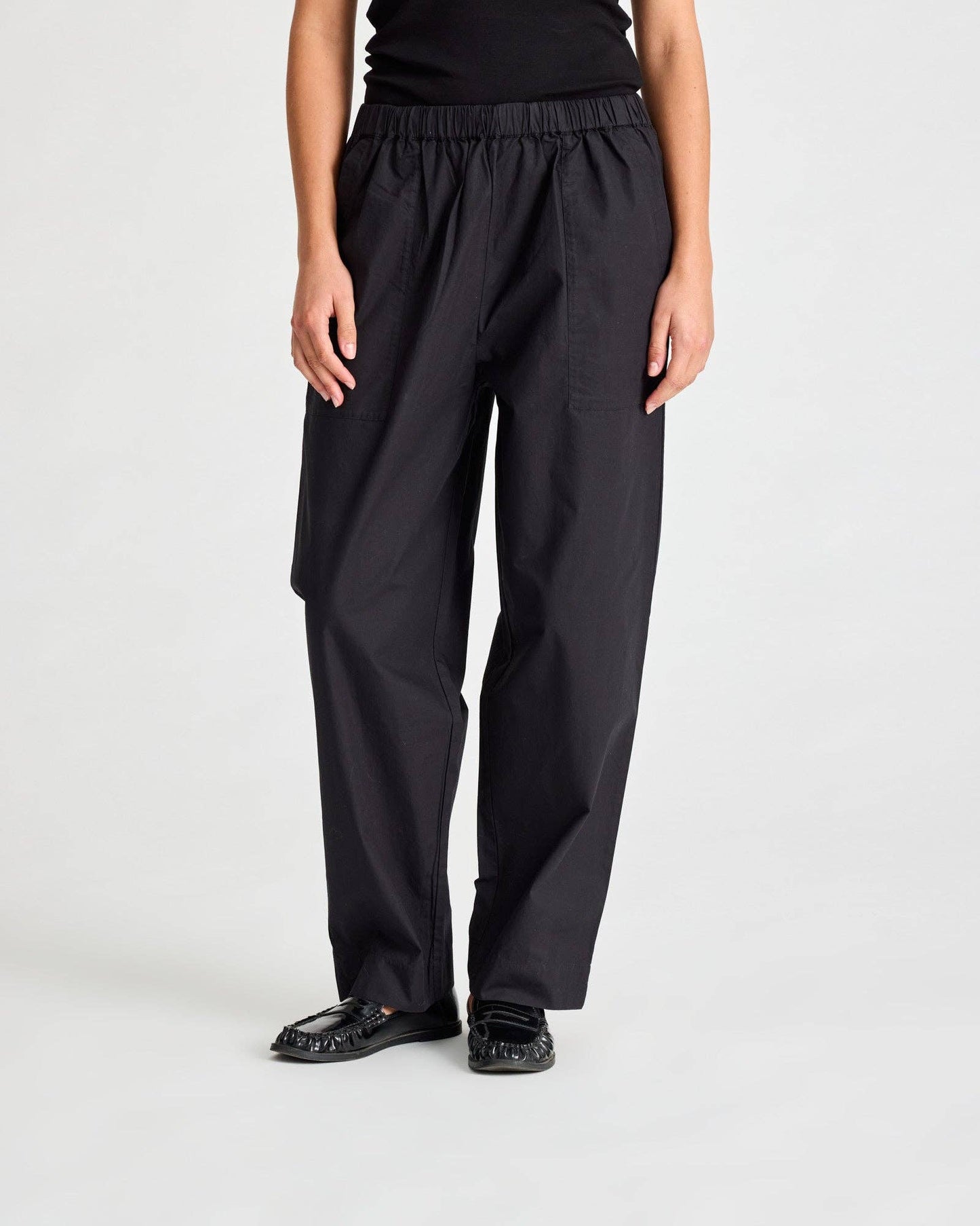 Pantaloni Jasmin in popeline di cotone biologico neri