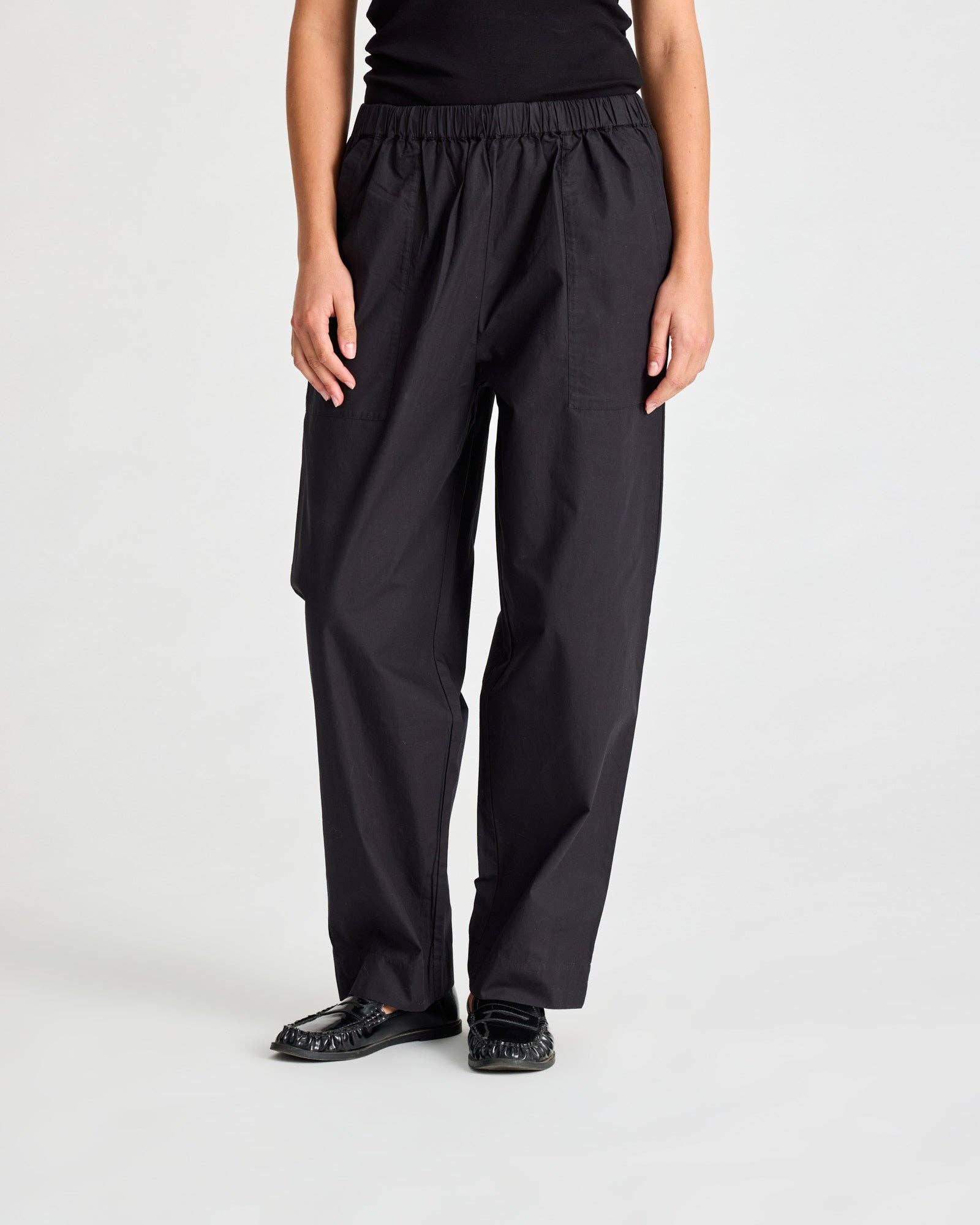Pantaloni Jasmin in popeline di cotone biologico neri