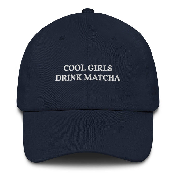 Cappellino da baseball "Cool Girls Drink Matcha" ricamato