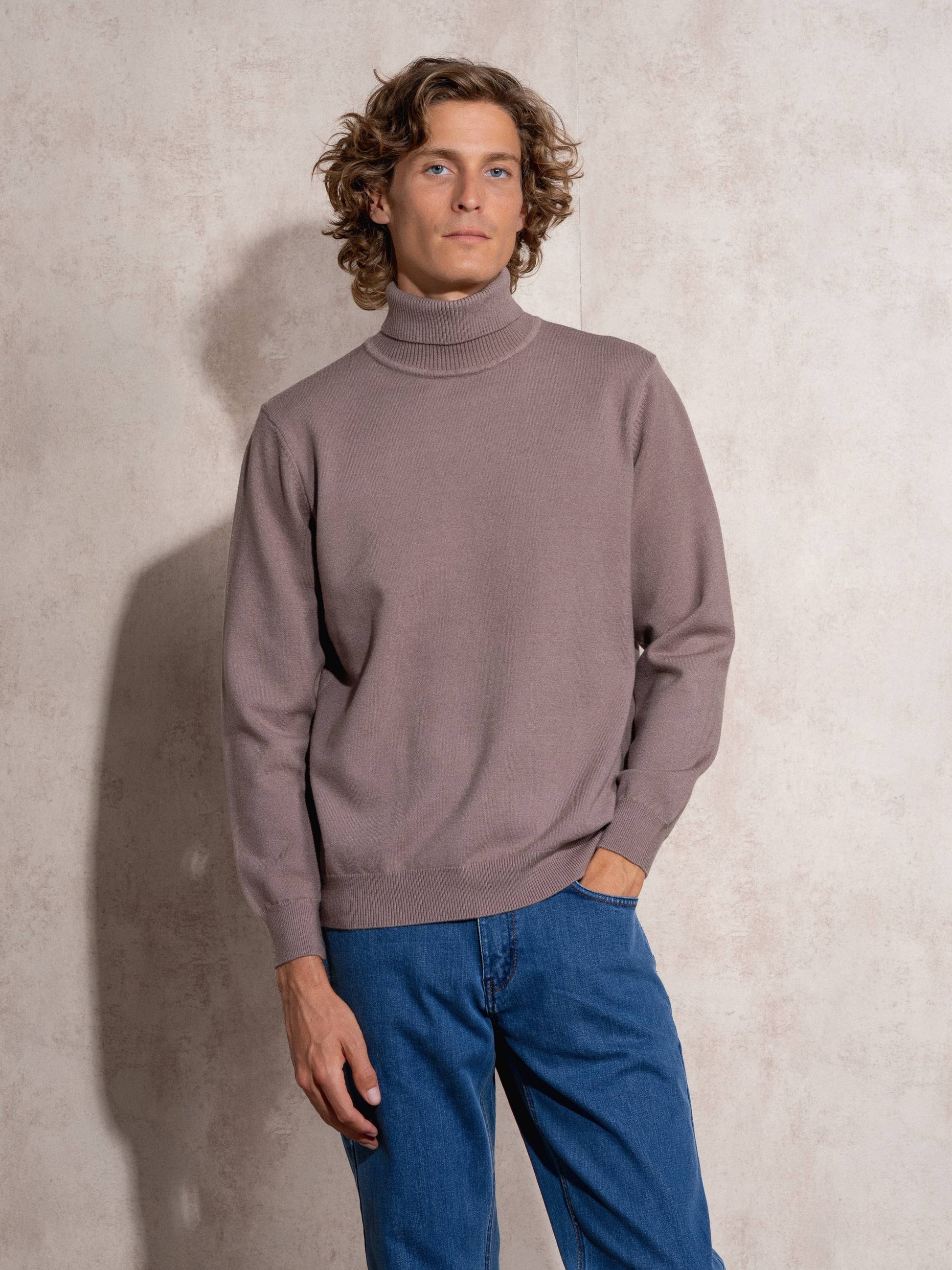 Maglione dolcevita uomo in maglia misto viscosa