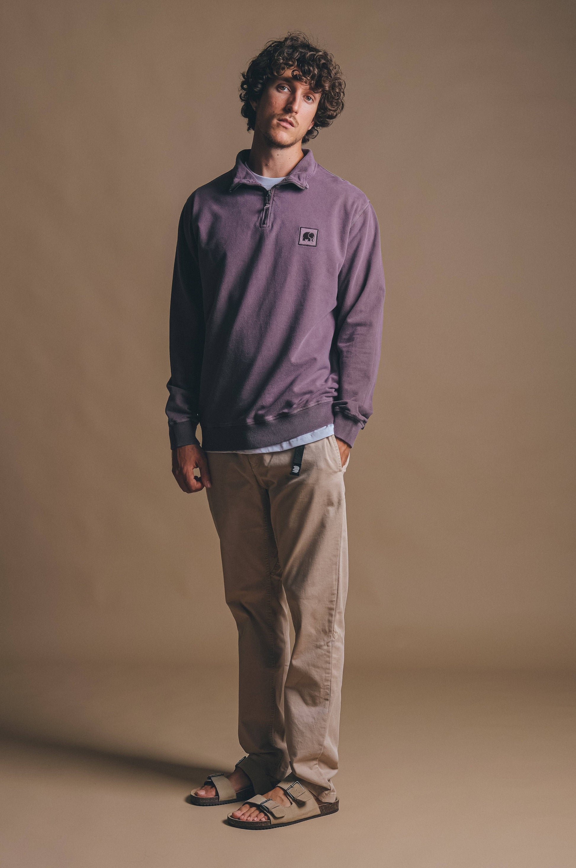 Maglione con mezza zip tinto a pigmento viola tramonto