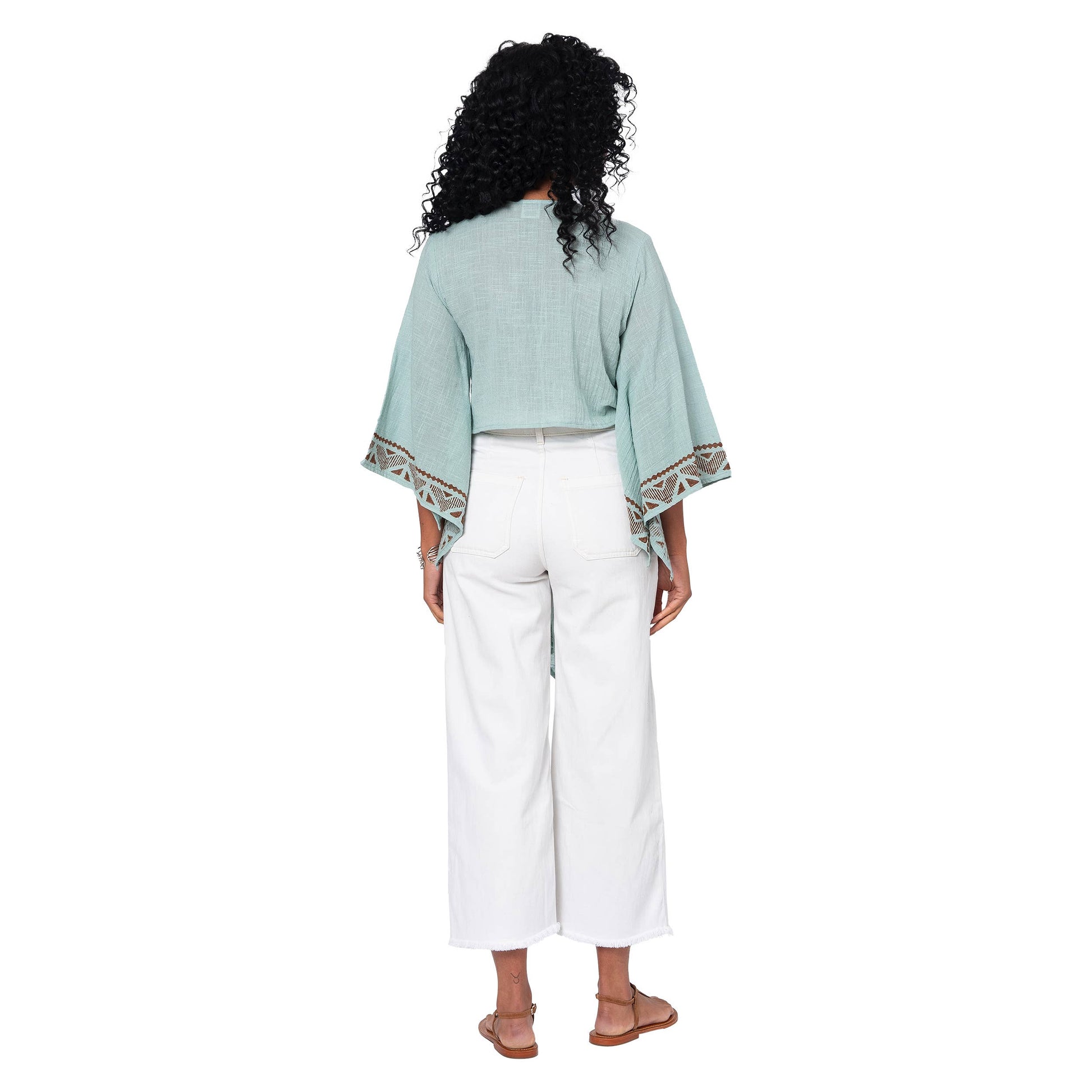 Top estivo boho in cotone verde con laccio