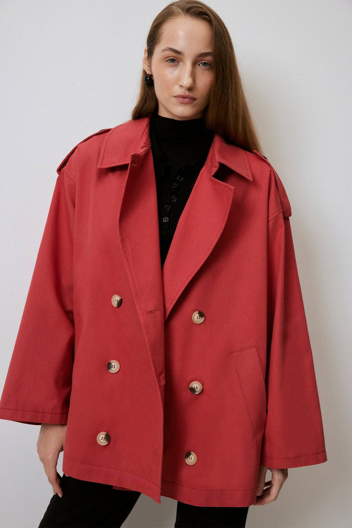 Trench corto doppiopetto in gabardina di cotone rosso