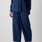 Completo due pezzi blu navy con camicia e pantaloni