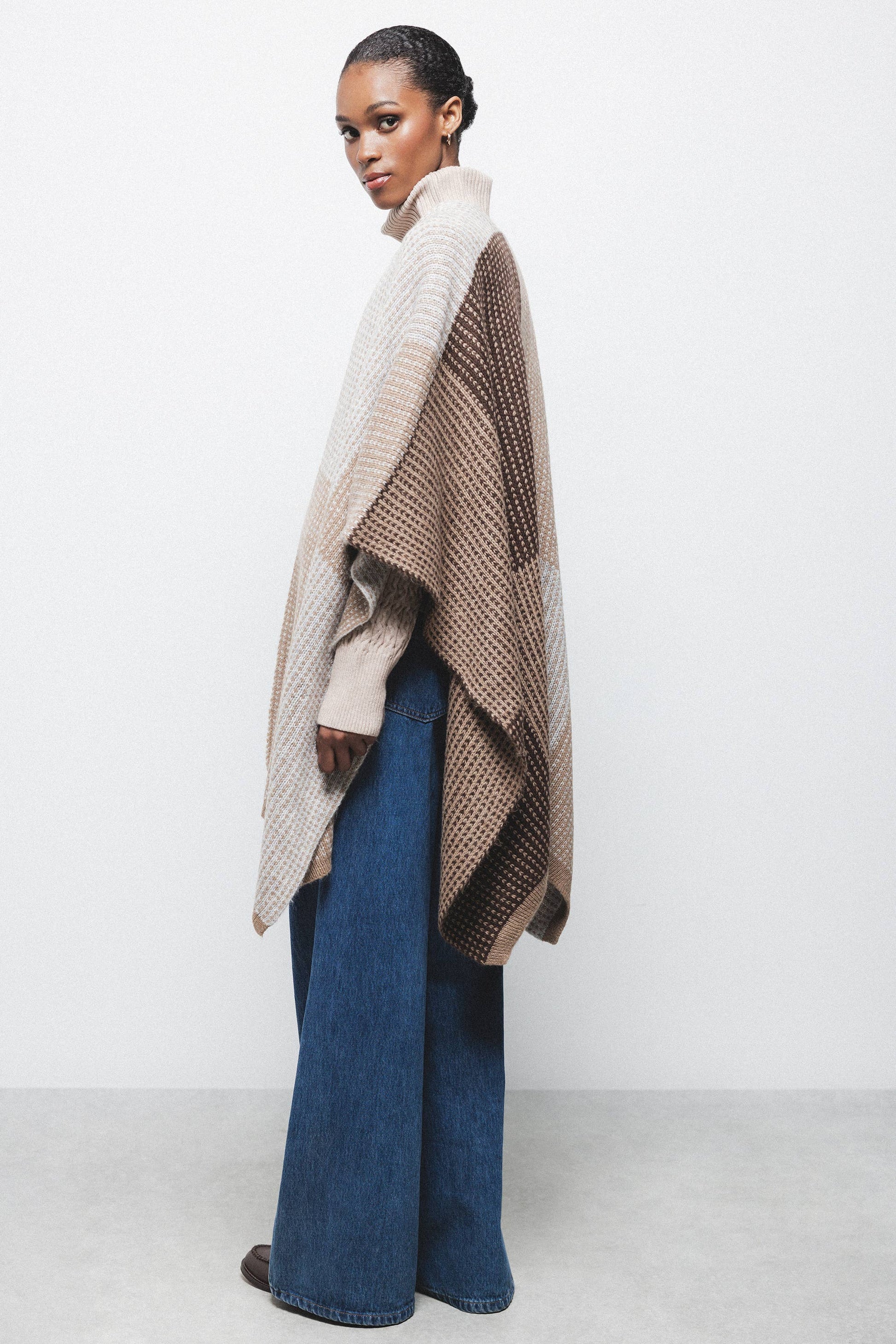 Mantella in maglia color block