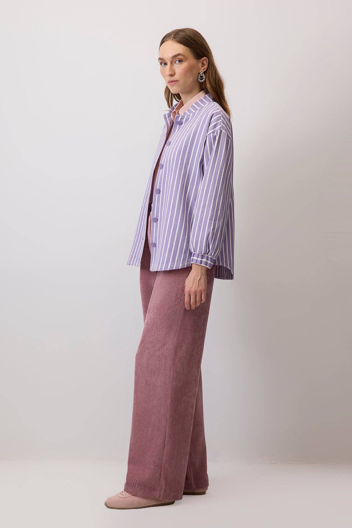 Giacca in gabardine a righe lilla
