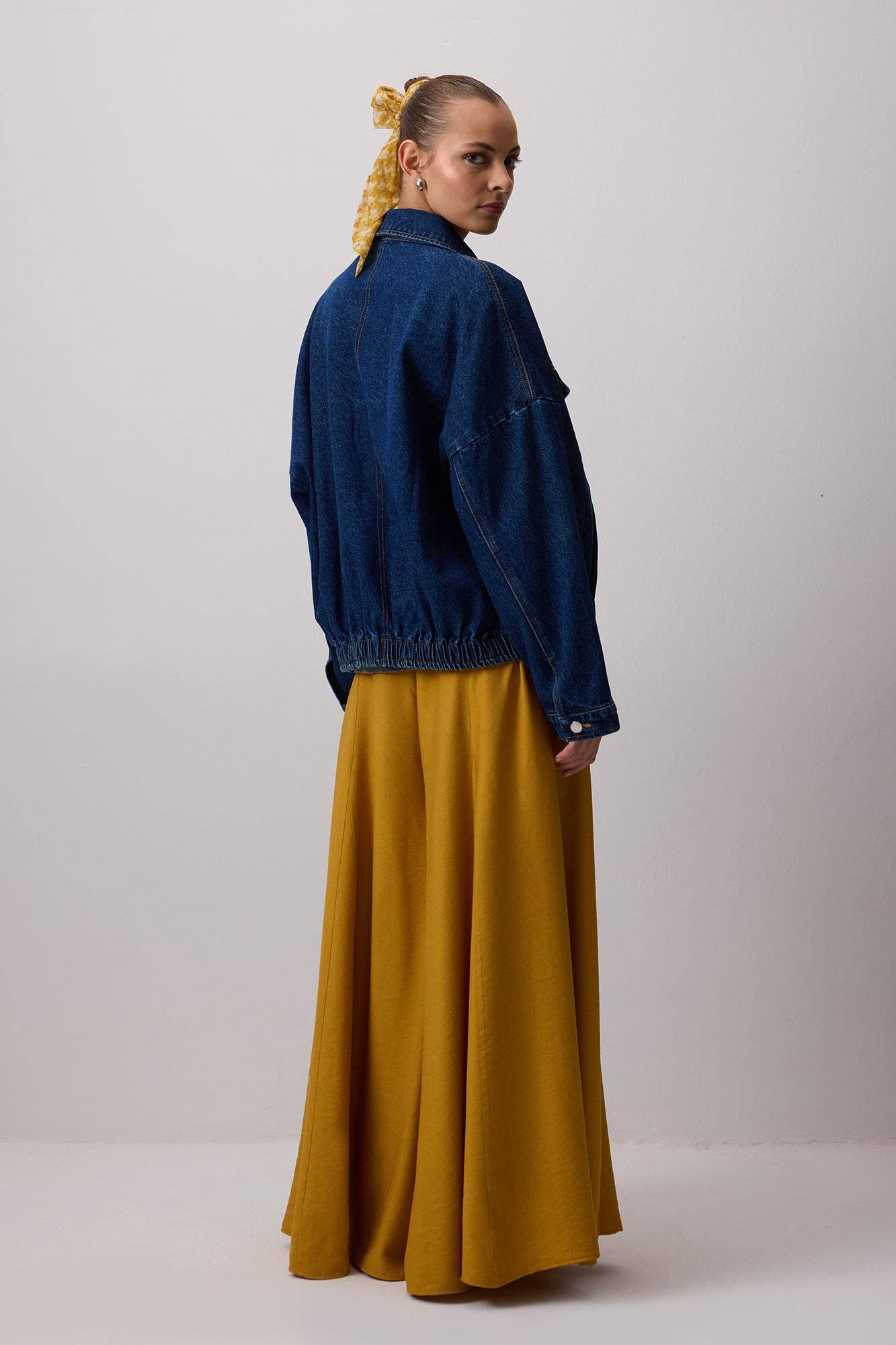 Pantaloni gonna a gamba larga senape con vita elasticizzata