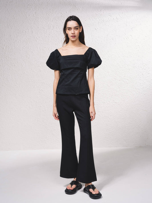 Blusa con scollo quadrato e maniche a sbuffo