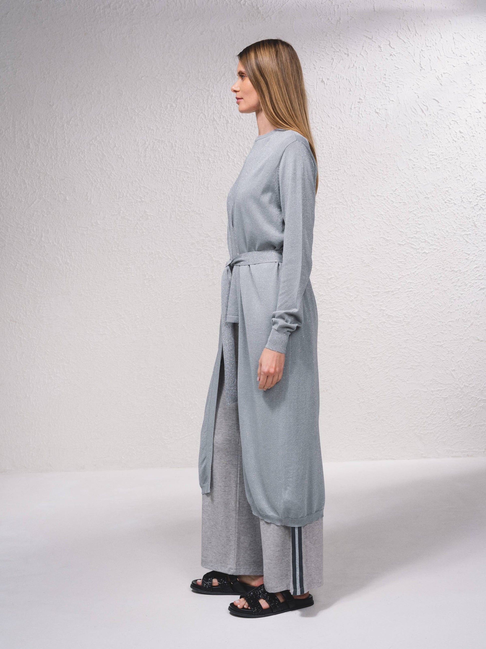 Cappotto lungo lucido con cintura